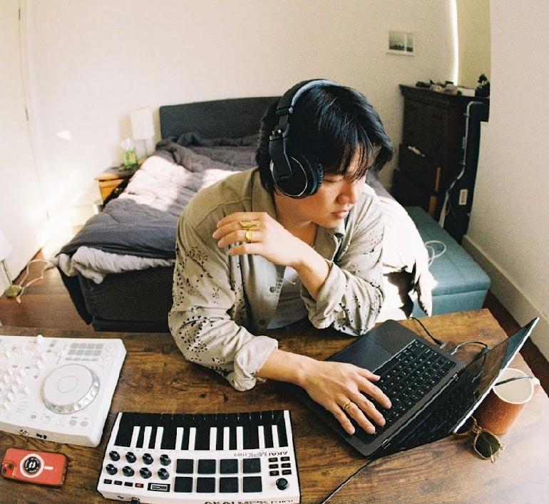 WuZi Blends Indie Folk Emotion and Energy on New Single “If I Was High”