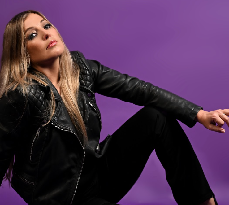 Sarah Louise Embraces Personal Growth on 'Different Kind of Girl'