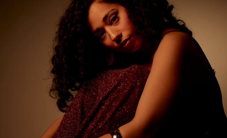Sierra Velez Embraces Vulnerability on New Single 'Growing Pains'