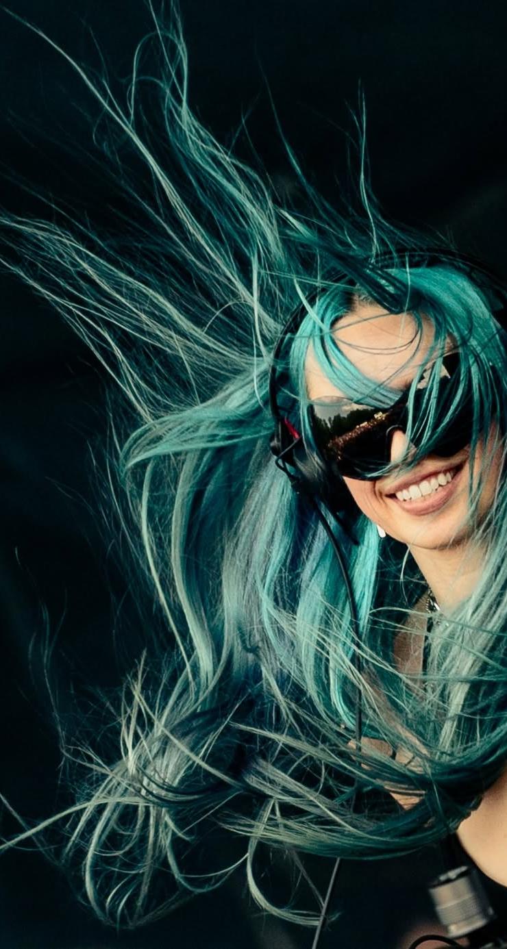 Zorza on Internet Niche Fame and Her Evolution at North Coast