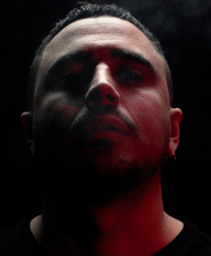 _asstnt Turns Sobriety Into Raw Techno Focus
